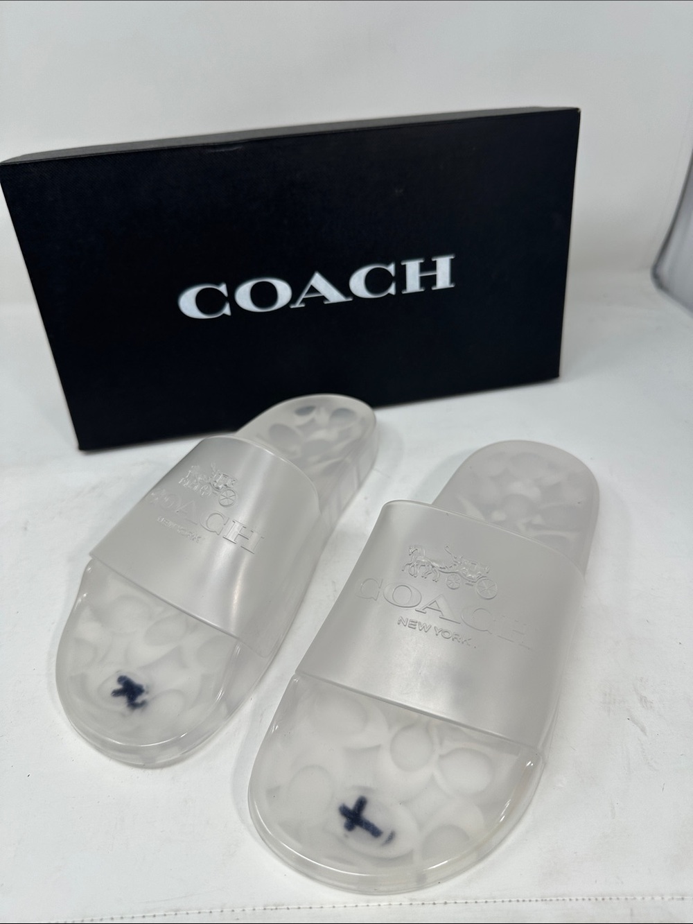 Coach Slides Size 5